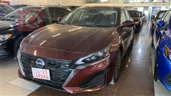 نيسان ألتيما